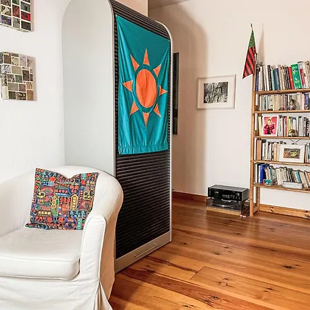 Regenbogen By Interhome * Berlin