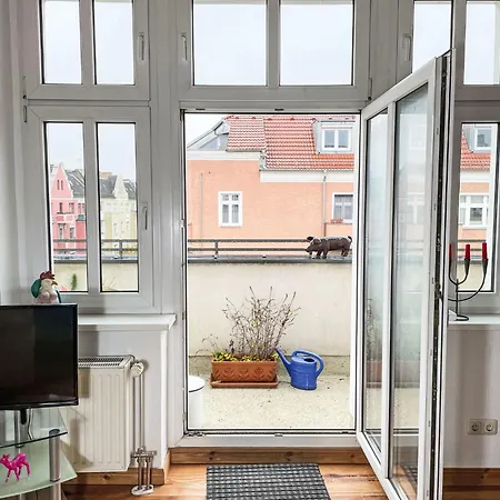 Regenbogen By Interhome * Berlin